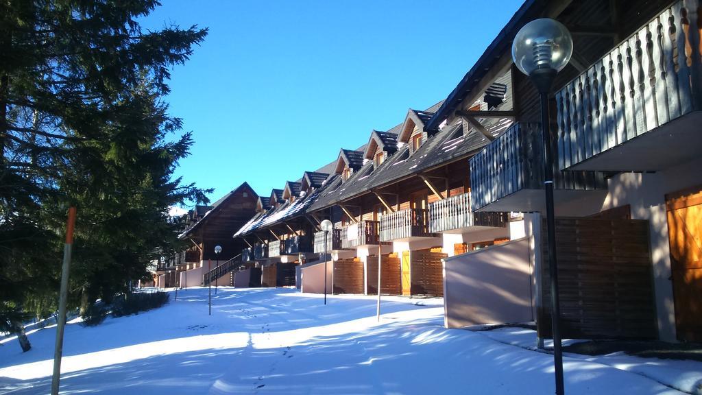 Residence Le Bois De La Reine Super Besse Exteriör bild