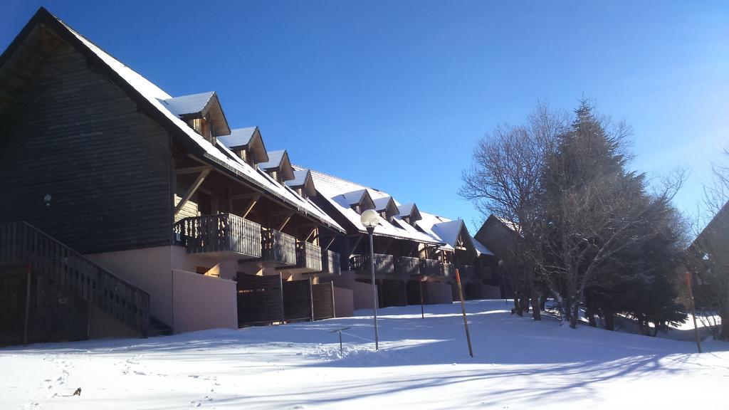 Residence Le Bois De La Reine Super Besse Exteriör bild