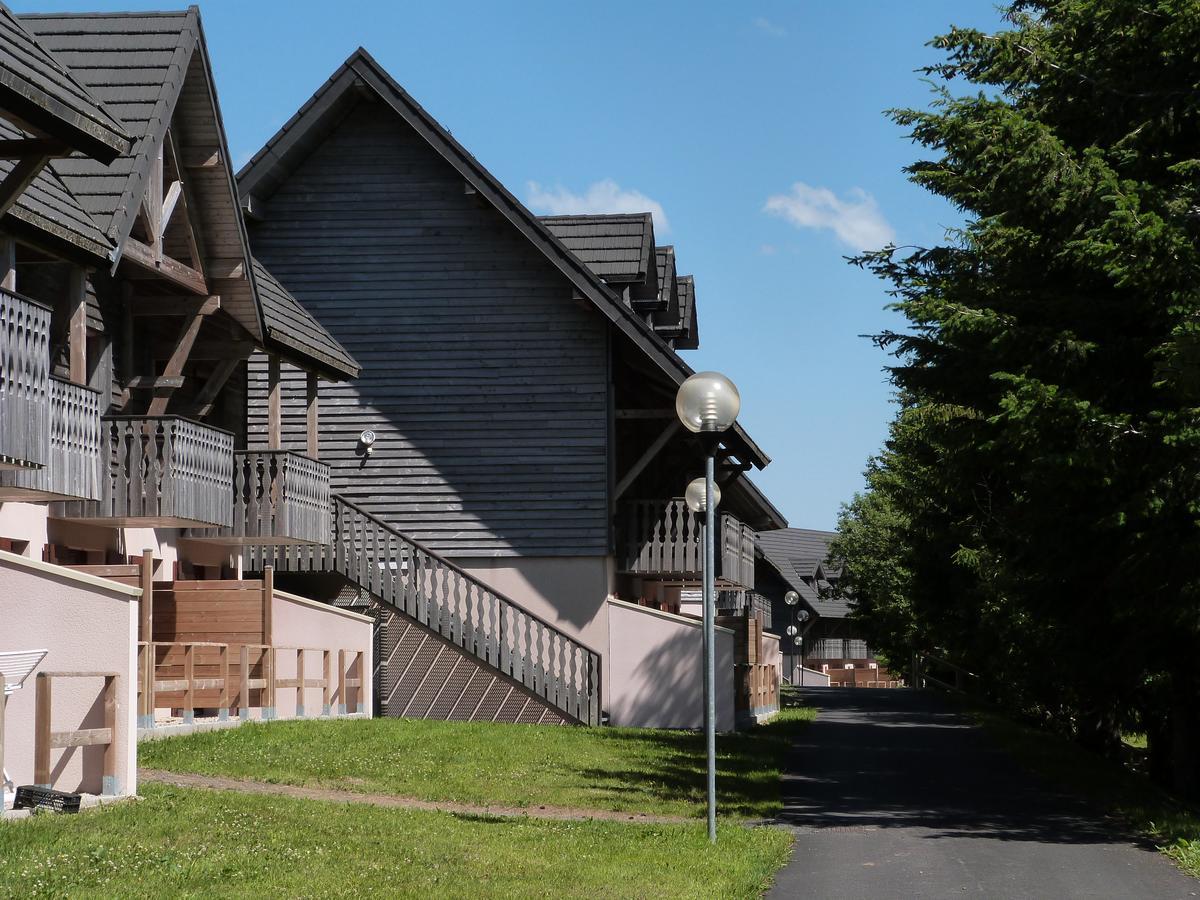 Residence Le Bois De La Reine Super Besse Exteriör bild