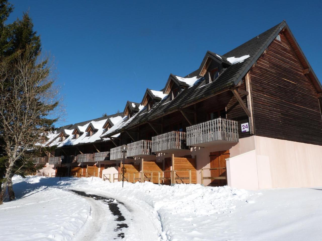 Residence Le Bois De La Reine Super Besse Exteriör bild